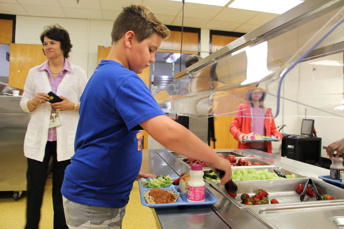 West Virginia District Demonstrates Healthy School Meals Progress | Let